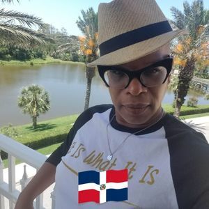 Meet your Posher, Evelyn